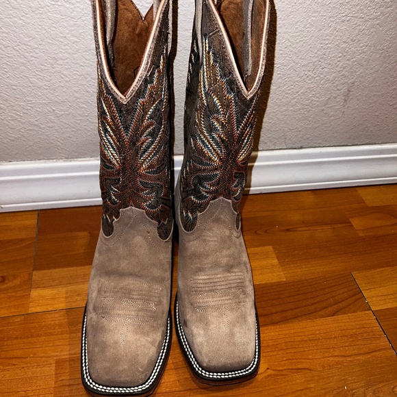Ariat Men’s Cowboy Boots- Suede Size 8EE main image 4